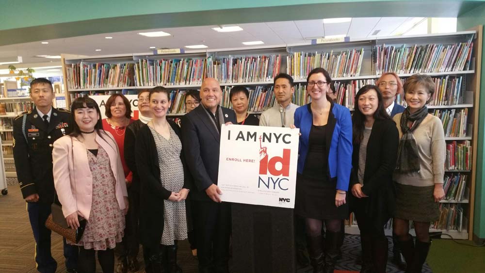 Assemblywoman Nily Rozic announced the launch of an IDNYC pop-up site at the Queens Library at Bayside.