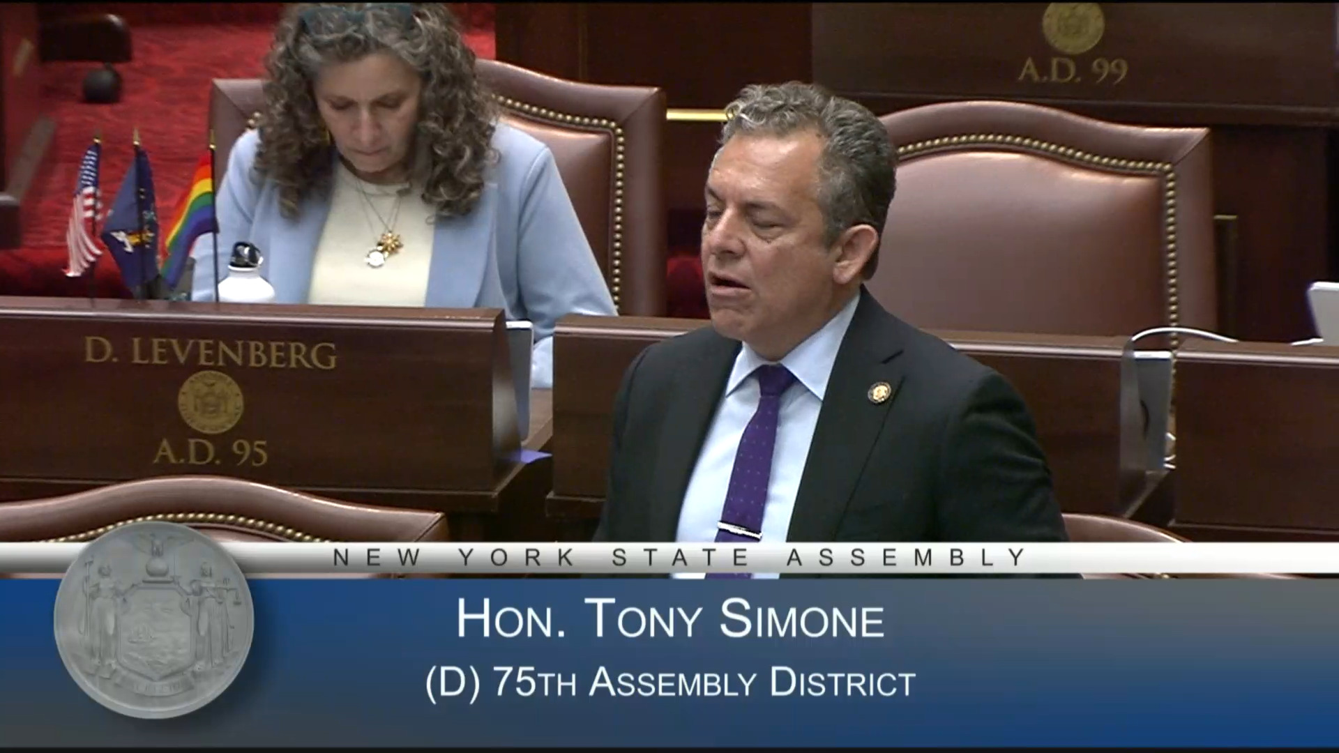 Simone Supports Immigrant Protections in State Budget
