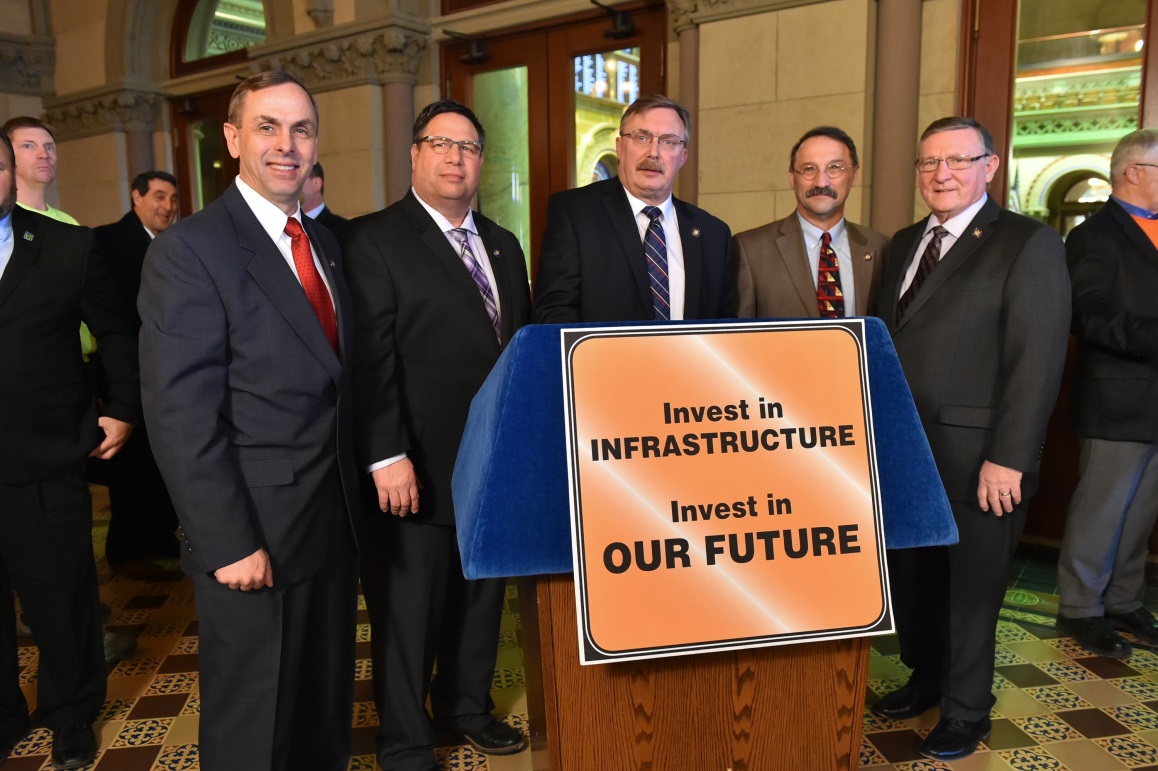 On Monday, January 28, Assemblyman Smullen (R,C,Ref-Meco) joined his colleagues to announce their comprehensive plan to provide New Yorkers with adequate infrastructure funding.