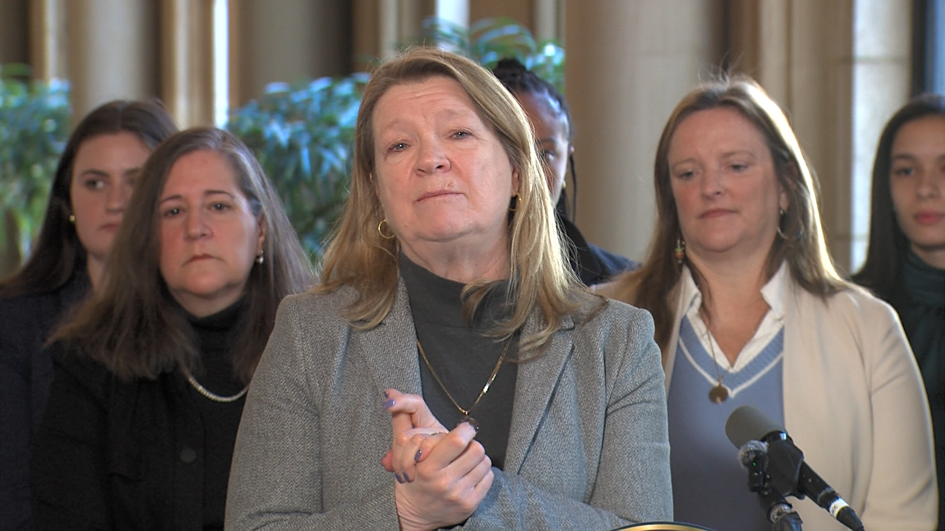 McMahon Calls for Passage of Domestic Violence Protections Bill