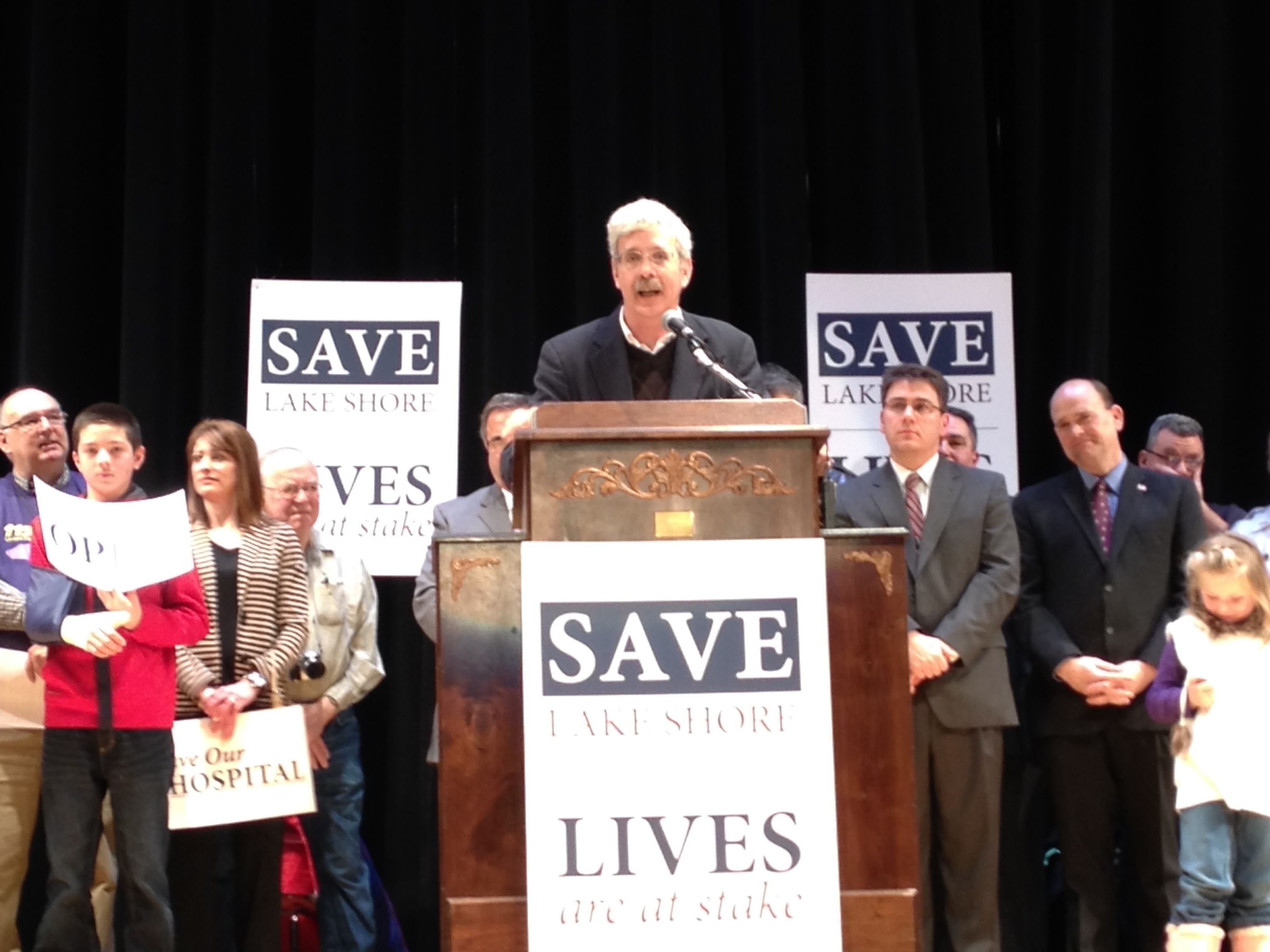 Assemblyman Andy Goodell speaks during a rally in support of Lake Shore Hospital.