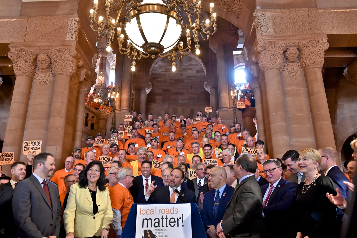 Assemblyman Brian Manktelow (R,C,I,Ref-Lyons) joined his Assembly and Senate colleagues along with hundreds of local highway workers, advocacy group representatives and local government officials for a rally calling for an increase to CHIPS funding on Wed